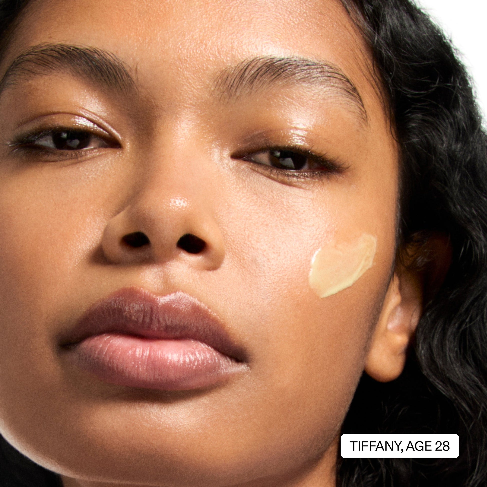 starter-retinol-serum-l9 StarterRetinol_Model2_2000x2000_fa44e5e2-09cd-4121-9780-08a9debd7d88.jpg