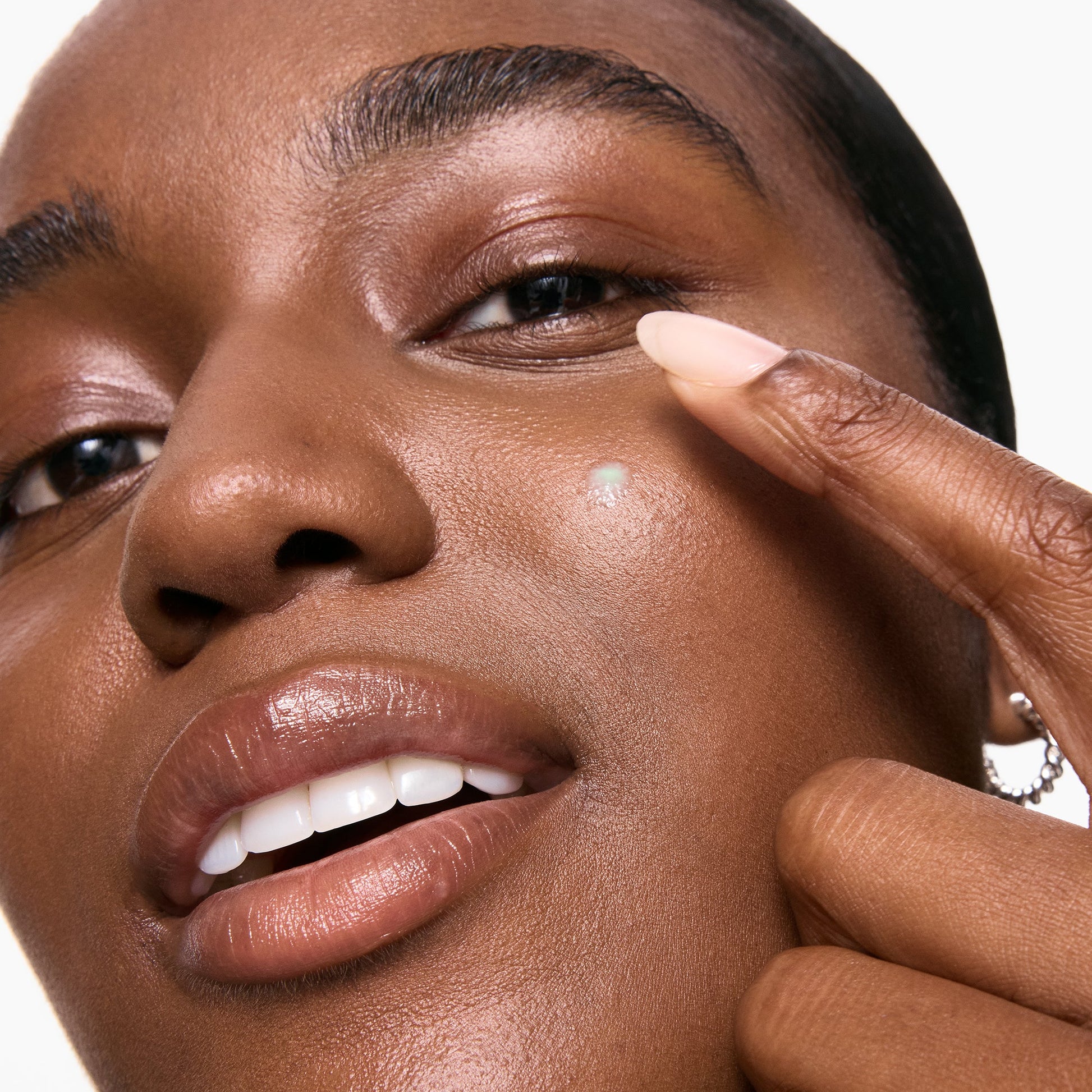 succinic-acid-acne-treatment-o4 SuccinicAcidTreatment_ModelGoopMacro_2000x2000_e7ad5946-f3be-4df1-af81-44a1aca395ef.jpg